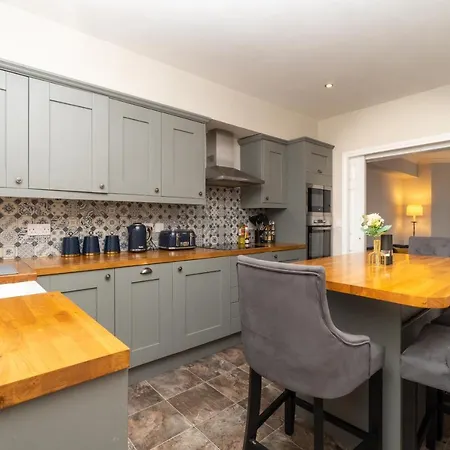 Modern Maisonette In Vibrant Bristol, Free Parking Exterior photo