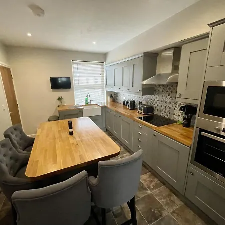 Modern Maisonette In Vibrant Bristol, Free Parking Exterior photo