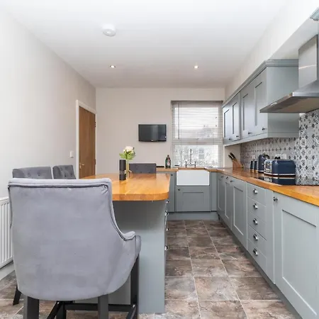 Modern Maisonette In Vibrant Bristol, Free Parking Exterior photo